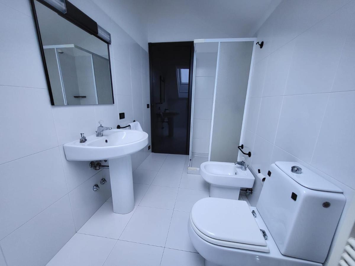 Attico Dei Castelli Apartamento Verbania Exterior foto